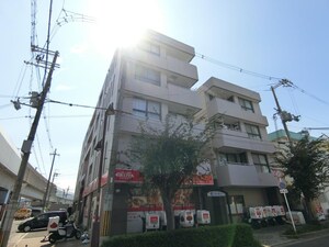 グローバル小柳