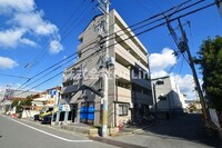 サウスイン大学前