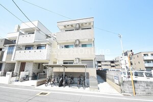 フジパレス高井田