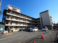 ステーションホーム