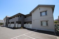 シャーメゾン深井