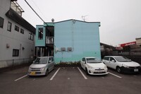 レオパレス外環富田林