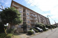 狭山遊園ハイツ6号棟