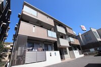 ファミール　タカゼンE棟