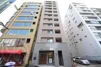 リーガル靭公園南