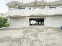 トライアングルマンション