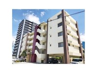 フルールアラハ