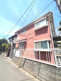 ヴィラローズ
