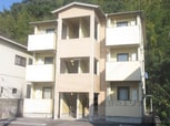 ＥＡＳＴ　ＧＡＲＤＥＮ
