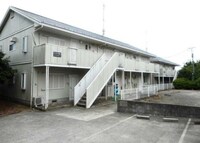 グリーンカーサ和泉 B