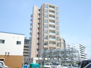 Gran road M