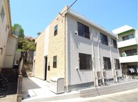 リブリ・クロワサンス生田