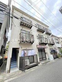 コーポリベール