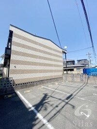 レオパレスフローラー