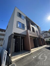 アルバモーダ