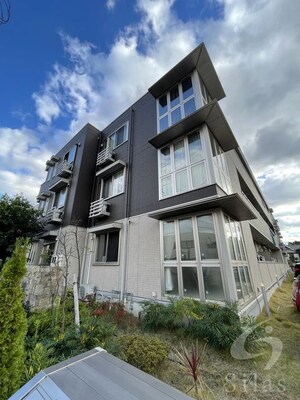 グロリアハイツ　はびきの　A棟