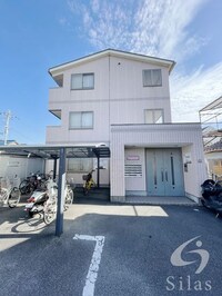 エストレノ