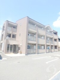 フェリス　ウラタ