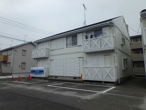 ドミール・コーポ　B