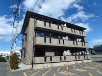 リビングタウン城東 B