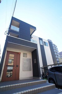 リブリ・プレシア