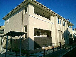 エス．ハウス