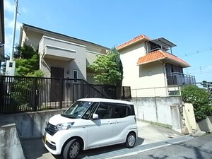 岡田山戸建