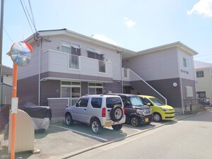 サンハイツ川面