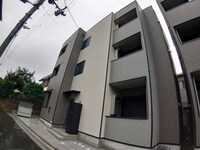 アルタイ石橋阪大前