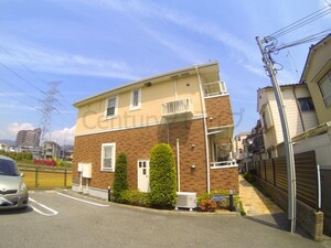 ジュネスコート
