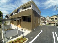 フリーデハウス