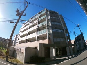 ユニ・アルス池田天神プレジオ