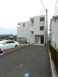 リブリ・F・P Crest