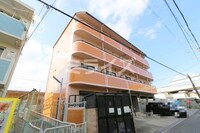 ローレル関大前