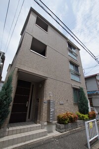 メゾントレビナ