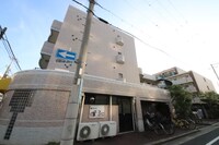 ロイヤルハイム里中