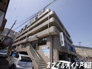 クレールKANEKO