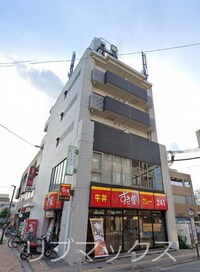 イサダビル