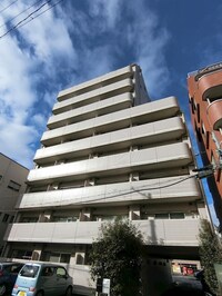 トロワフレール