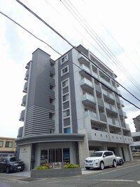 サングランテ博多駅南