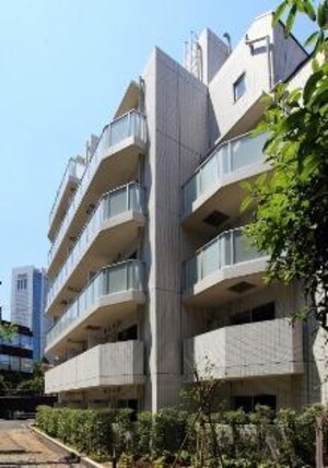 Log都庁前
