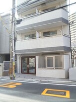 リュシアン大崎