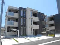 グランテリア楽々園S