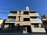 トリシア・ヒナ