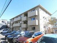 ファミール玉木