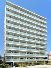 ドゥーエ横濱鶴見