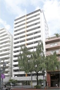 ガーラプレイス新宿御苑