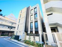 LAPiS　Park　四谷三丁目