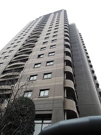 センテニアルタワー