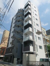 ラクラーレ上前津